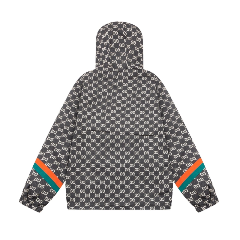G*u*i coats